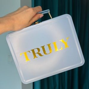 TRULY Buns & Boobies Mini Beauty Gift Sets - 2pc